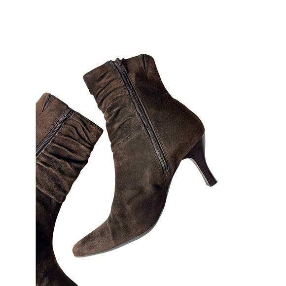 White Mountain Suede Boots Slouch Ankle Wrinkle Zip High Pointy Sexy Brown 8 - Picture 7 of 8